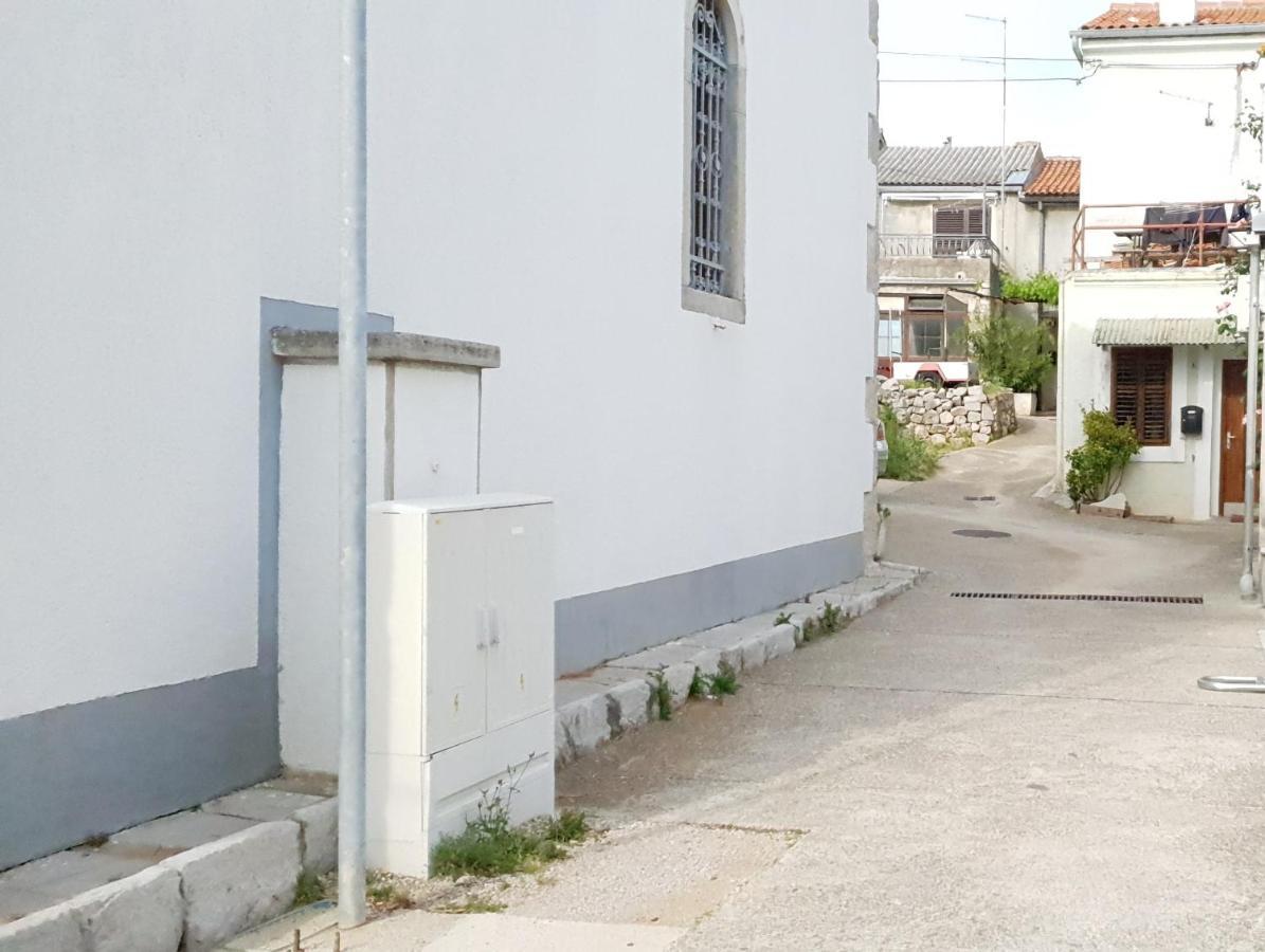 Apartman Dinka Punat Exterior photo