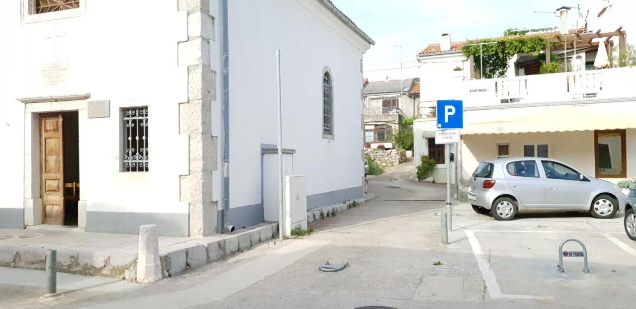 Apartman Dinka Punat Exterior photo